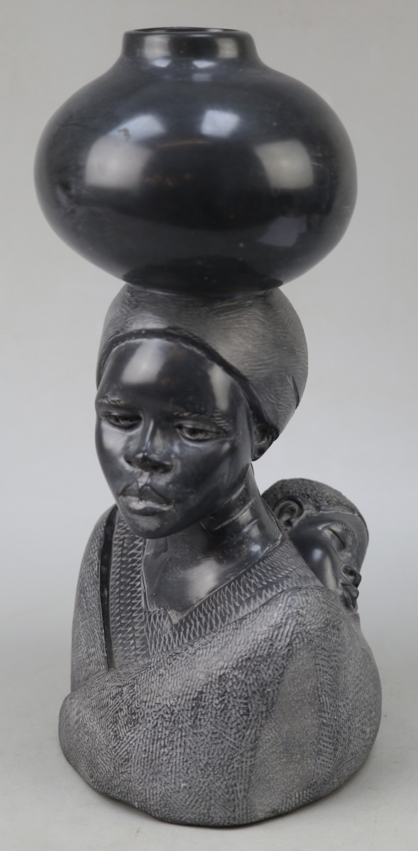 Shona Mother & Child Sculpture