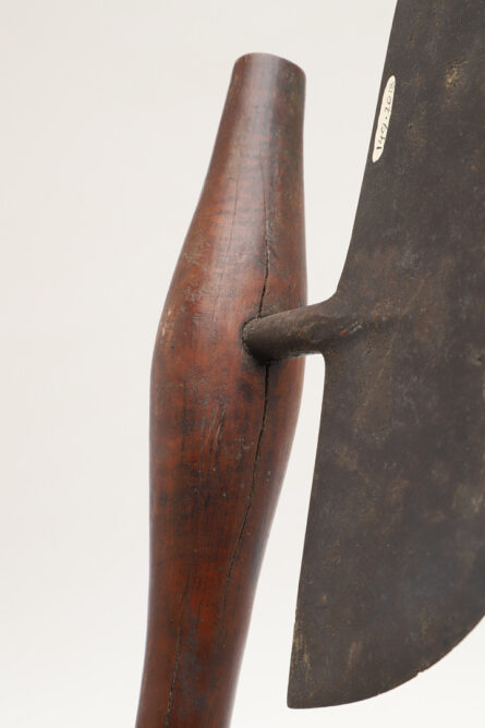 Zulu Half Moon Battle Axe (isiZenze) - Bulbous Wooden Head Variant - Image 6